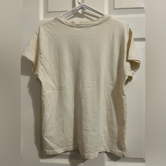 New daydreamer Neil Young On the Beach 🏖️ size medium short sleeve T - Picture 3 of 4